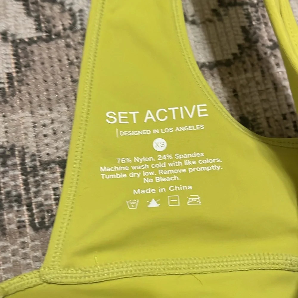 Set Active XS - Picture 3 of 3